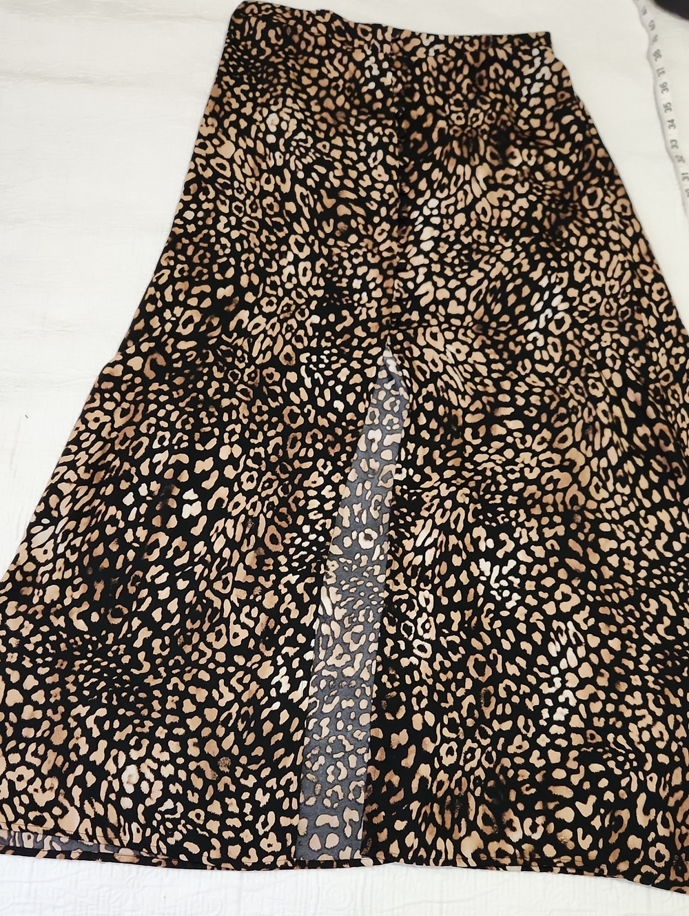 Laundry By Shelli Segal Black and Tan Leopard Print A-Line Skirt